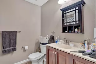 1984 Ambassador Dr, Gulf Breeze, FL 32563 - Photo 13