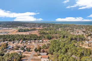 1984 Ambassador Dr, Gulf Breeze, FL 32563 - Photo 29