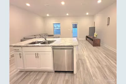 710-B Giese Ln, Pensacola, FL 32506 - Photo 5