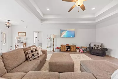 9104 Tara Cir, Milton, FL 32583 - Photo 9