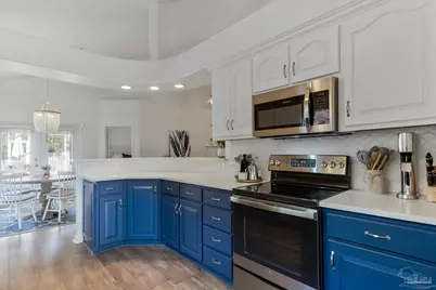 1233 Autumn Breeze Cir, Gulf Breeze, FL 32563 - Photo 15