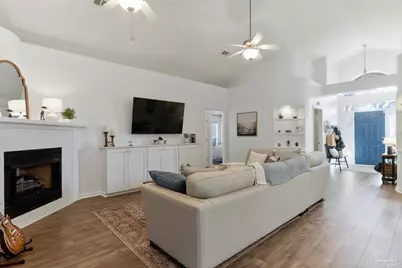 1233 Autumn Breeze Cir, Gulf Breeze, FL 32563 - Photo 9