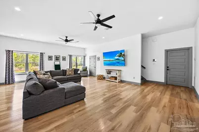 8200 Teton Crest Dr, Pace, FL 32571 - Photo 7