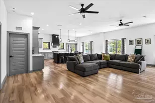 8200 Teton Crst Dr, Pace, FL 32571 - Photo 7