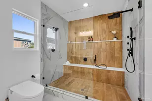 1613 E De Soto St, Pensacola, FL 32501 - Photo 25