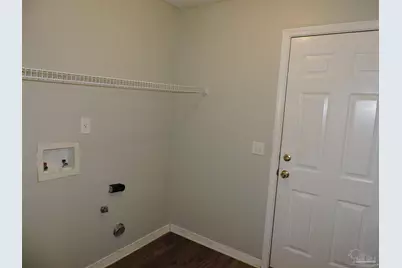 1897 Gulf Bay Ln, Pensacola, FL 32506 - Photo 15