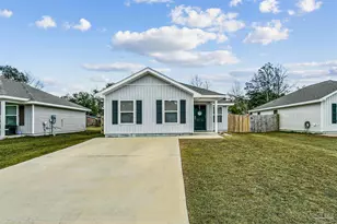 2536 Sutton Pl Dr, Cantonment, FL 32533 - Photo 1