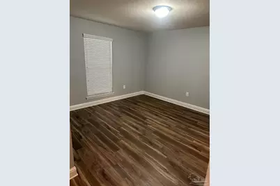 2413 Spur Ln, Gulf Breeze, FL 32563 - Photo 7