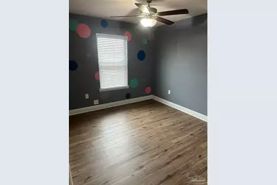 2413 Spur Ln, Gulf Breeze, FL 32563 - Photo 17