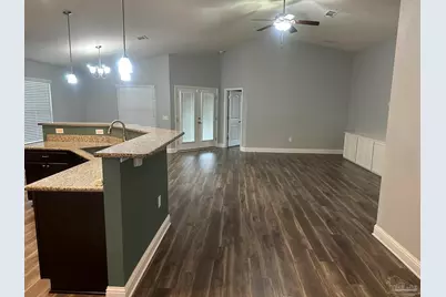 2413 Spur Ln, Gulf Breeze, FL 32563 - Photo 5