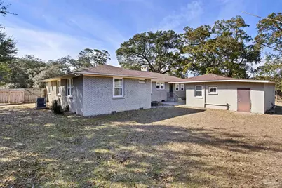 1808 N Reus St, Pensacola, FL 32501 - Photo 33