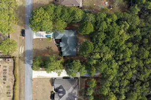 7463 Olympia St, Navarre, FL 32566 - Photo 7