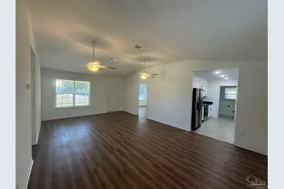 5396 Spruce St, Gulf Breeze, FL 32563 - Photo 5