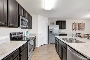 1607 Abbey Loop, Foley, AL 36535 - Photo 7