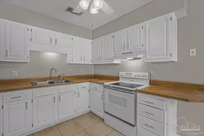 8120 Camelford Dr, Pensacola, FL 32506 - Photo 7