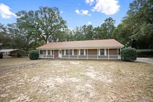 5621 Cardiman St, Milton, FL 32583 - Photo 7