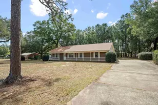 5621 Cardiman St, Milton, FL 32583 - Photo 3