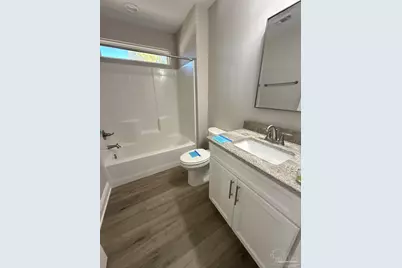 2307 Hadleigh Hills Ct, Navarre, FL 32566 - Photo 5