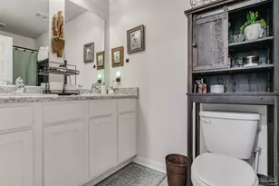 2568 Sutton Pl Dr, Cantonment, FL 32533 - Photo 25