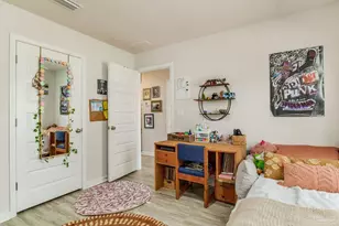 2568 Sutton Pl Dr, Cantonment, FL 32533 - Photo 21