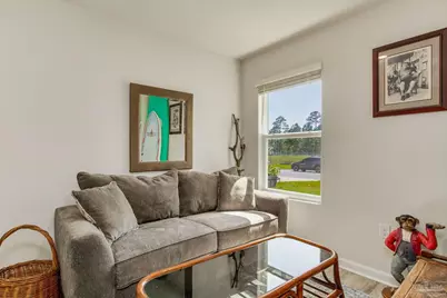 2568 Sutton Place Dr, Cantonment, FL 32533 - Photo 17