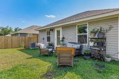 2568 Sutton Place Dr, Cantonment, FL 32533 - Photo 31