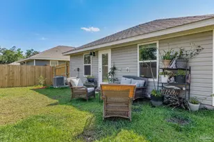 2568 Sutton Pl Dr, Cantonment, FL 32533 - Photo 31