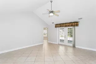 5643 Dunbar Cir, Milton, FL 32583 - Photo 7