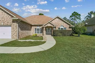 5643 Dunbar Cir, Milton, FL 32583 - Photo 3