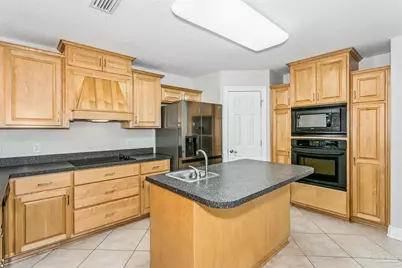 5643 Dunbar Cir, Milton, FL 32583 - Photo 13