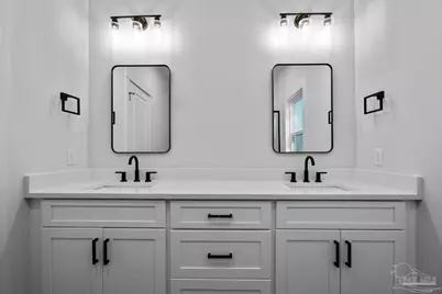 1003 N D St, Pensacola, FL 32501 - Photo 25