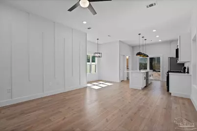 1003 N D St, Pensacola, FL 32501 - Photo 9