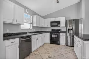 627 Saleta St, Pensacola, FL 32534 - Photo 27