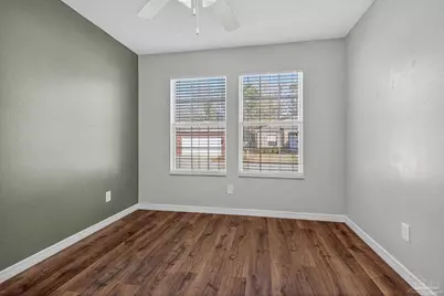 627 Saleta St, Pensacola, FL 32534 - Photo 9