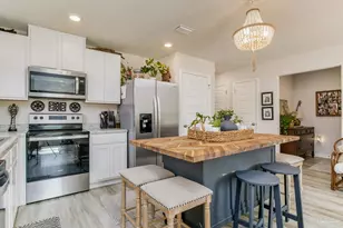 2568 Sutton Pl Dr, Cantonment, FL 32533 - Photo 15