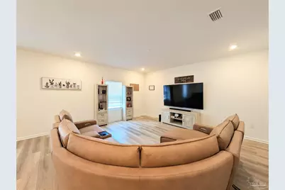 6622 Sun Tree Cir, Pensacola, FL 32526 - Photo 7