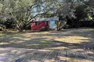 104 Navarre St, Gulf Breeze, FL 32561 - Photo 29