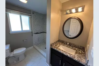 104 Navarre St, Gulf Breeze, FL 32561 - Photo 17