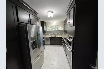 104 Navarre St, Gulf Breeze, FL 32561 - Photo 9