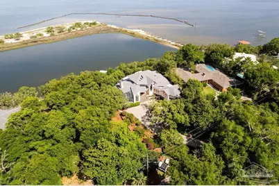 92 Highpoint Dr, Gulf Breeze, FL 32561 - Photo 61