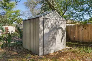 1811 Dewrell Square, Pensacola, FL 32504 - Photo 27