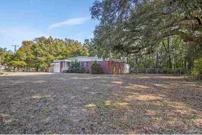6589 Cedar St, Milton, FL 32570 - Photo 3