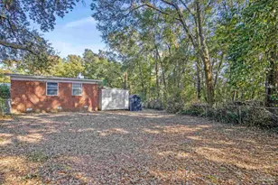 6589 Cedar St, Milton, FL 32570 - Photo 7