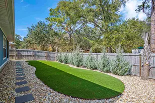 3179 Heritage Oaks Cir, Navarre, FL 32566 - Photo 43