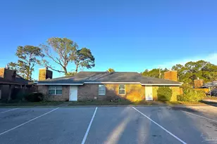 676 S 72nd Ave, Pensacola, FL 32506 - Photo 1