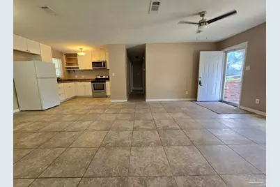 6202 Fairview Dr, Pensacola, FL 32505 - Photo 3
