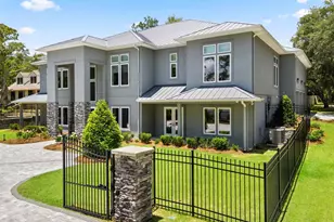 3911 Scenic Hwy, Pensacola, FL 32504 - Photo 1