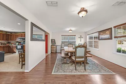 3437 Wasatch Range Loop, Bellview, FL 32526 - Photo 7