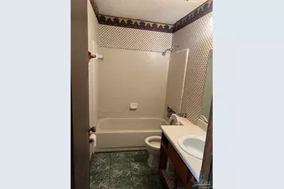 8144 Stonebrook Dr, Pensacola, FL 32514 - Photo 9