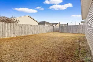 8921 Camshire Cir, Pensacola, FL 32507 - Photo 15
